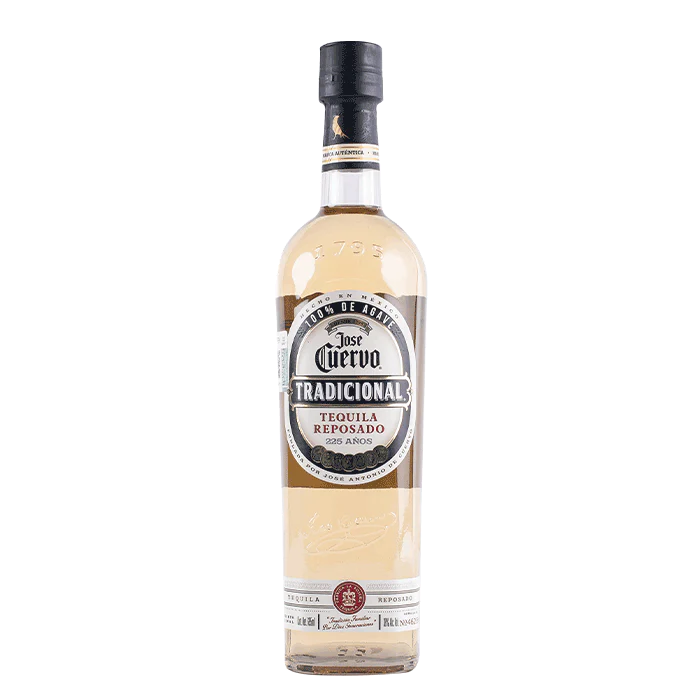 TEQUILA JOSE CUERVO TRADICIONAL REPOSADO 100% AGAVE 695  ML.